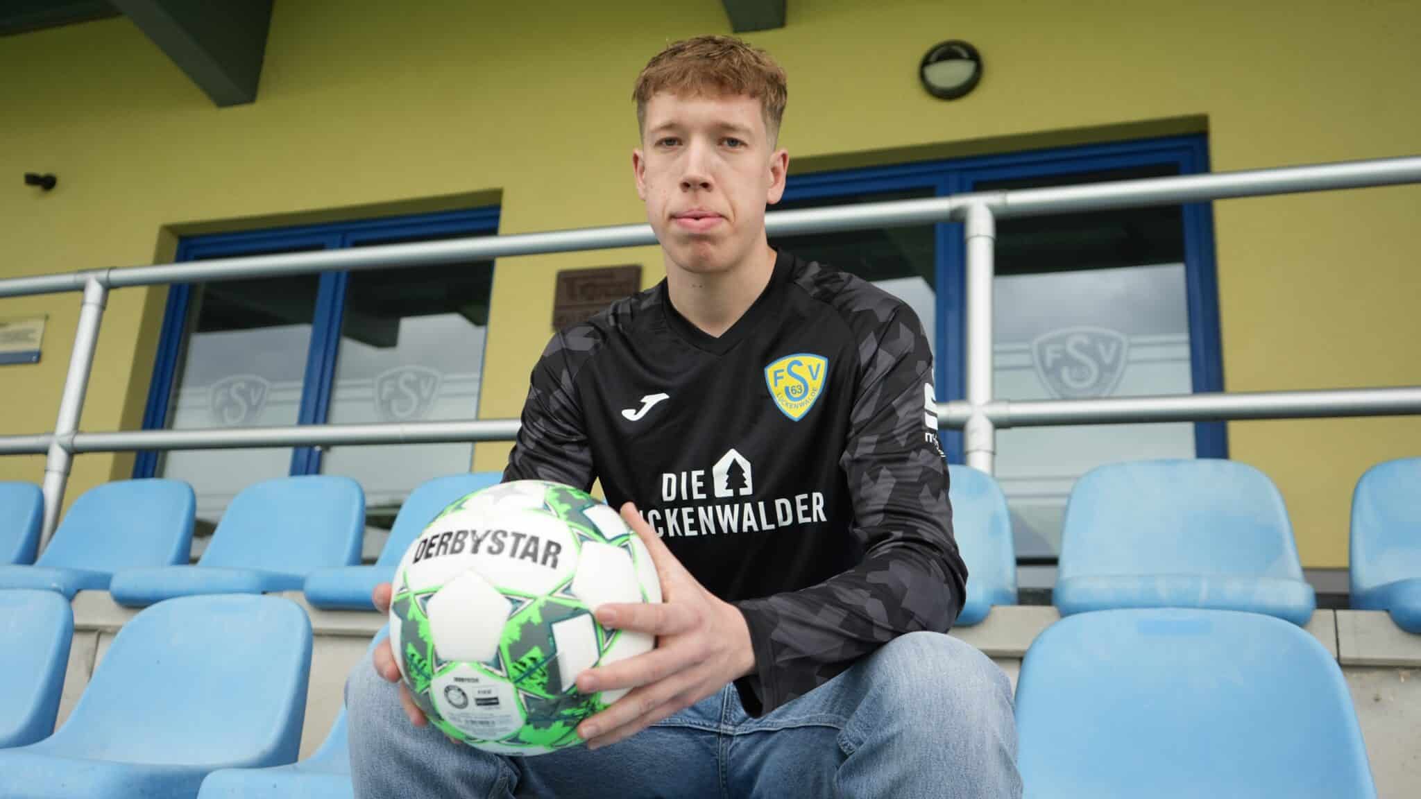 Zugänge vier, fünf und sechs: Drei Eigengewächse schaffen den Sprung 1 Zugänge vier, fünf und sechs: Drei Eigengewächse schaffen den Sprung 1