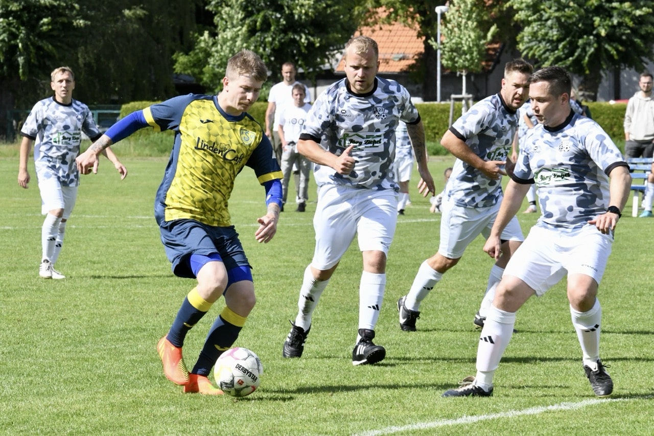 Pokalsieger und Staffelsieger im Kreis 19