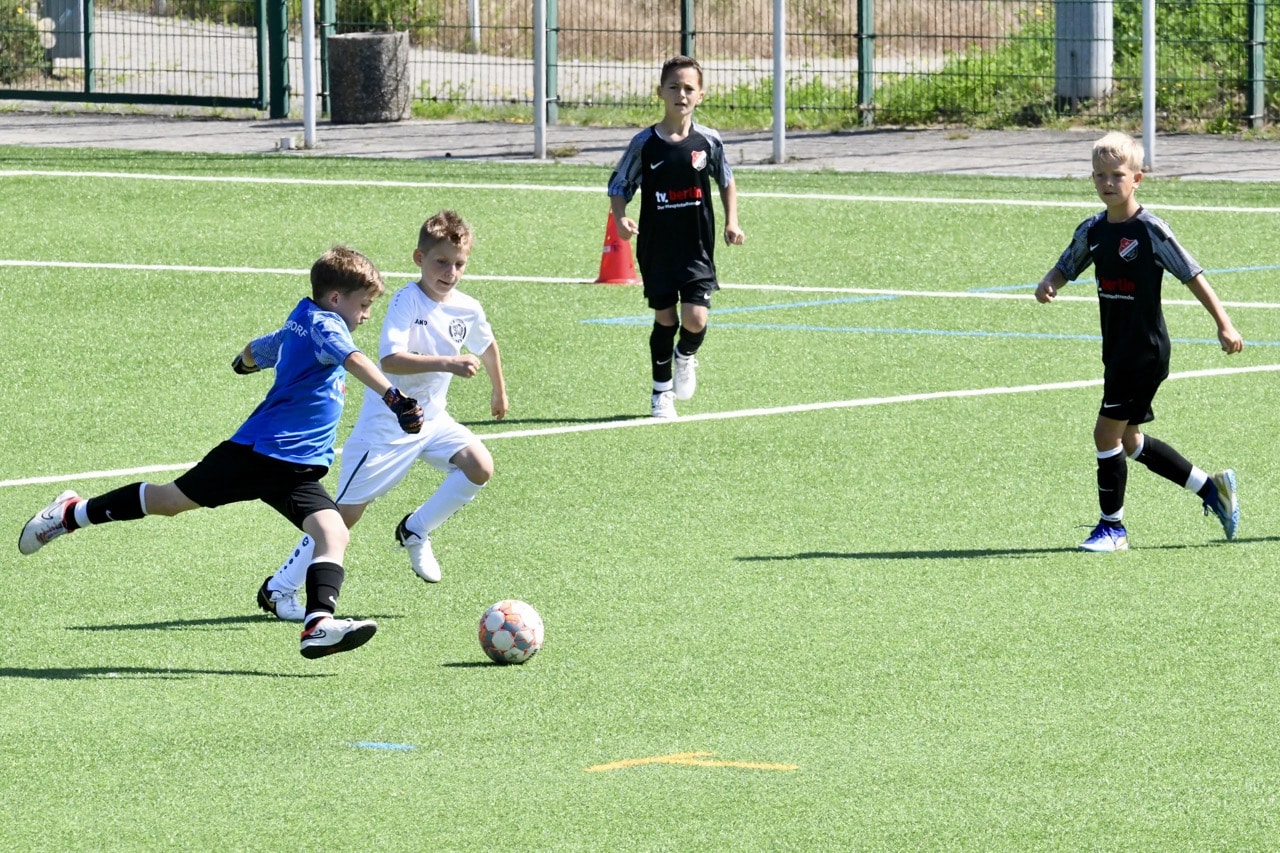 Hertha 03 Zehlendorf gewinnt großes Sommerturnier der F-Junioren 9