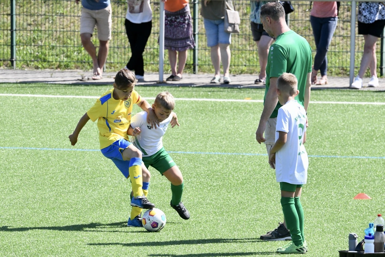 Hertha 03 Zehlendorf gewinnt großes Sommerturnier der F-Junioren 13