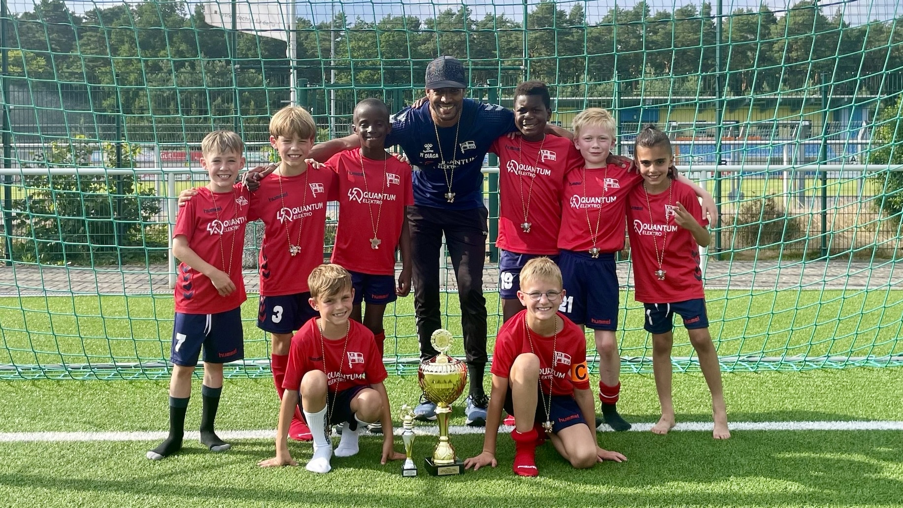 Hertha 03 Zehlendorf gewinnt großes Sommerturnier der F-Junioren 23