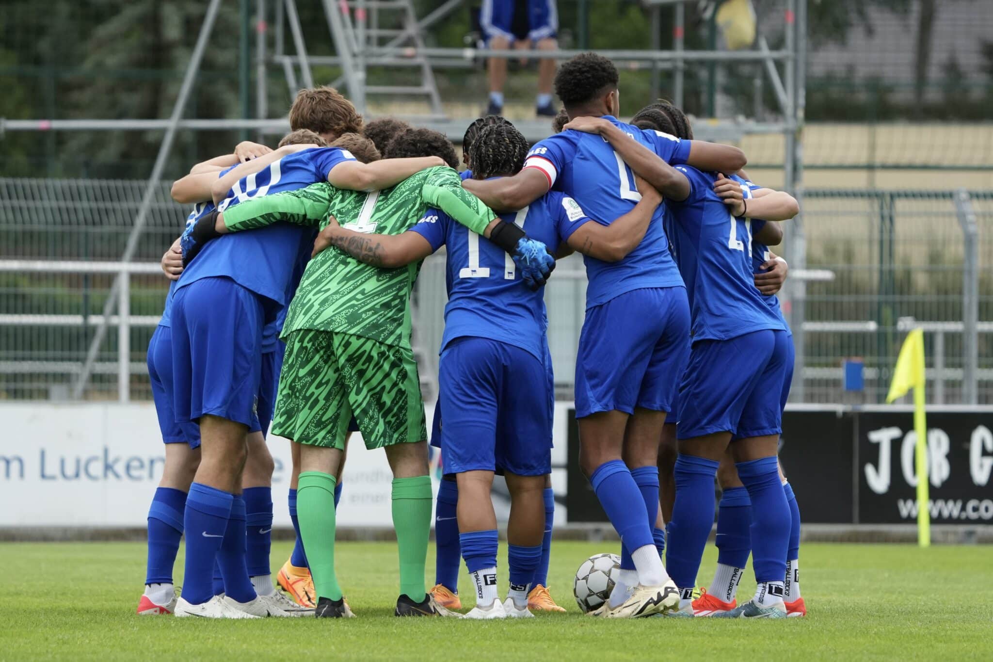 FSV gewinnt 2. Turmpokal 8 FSV gewinnt 2. Turmpokal 8