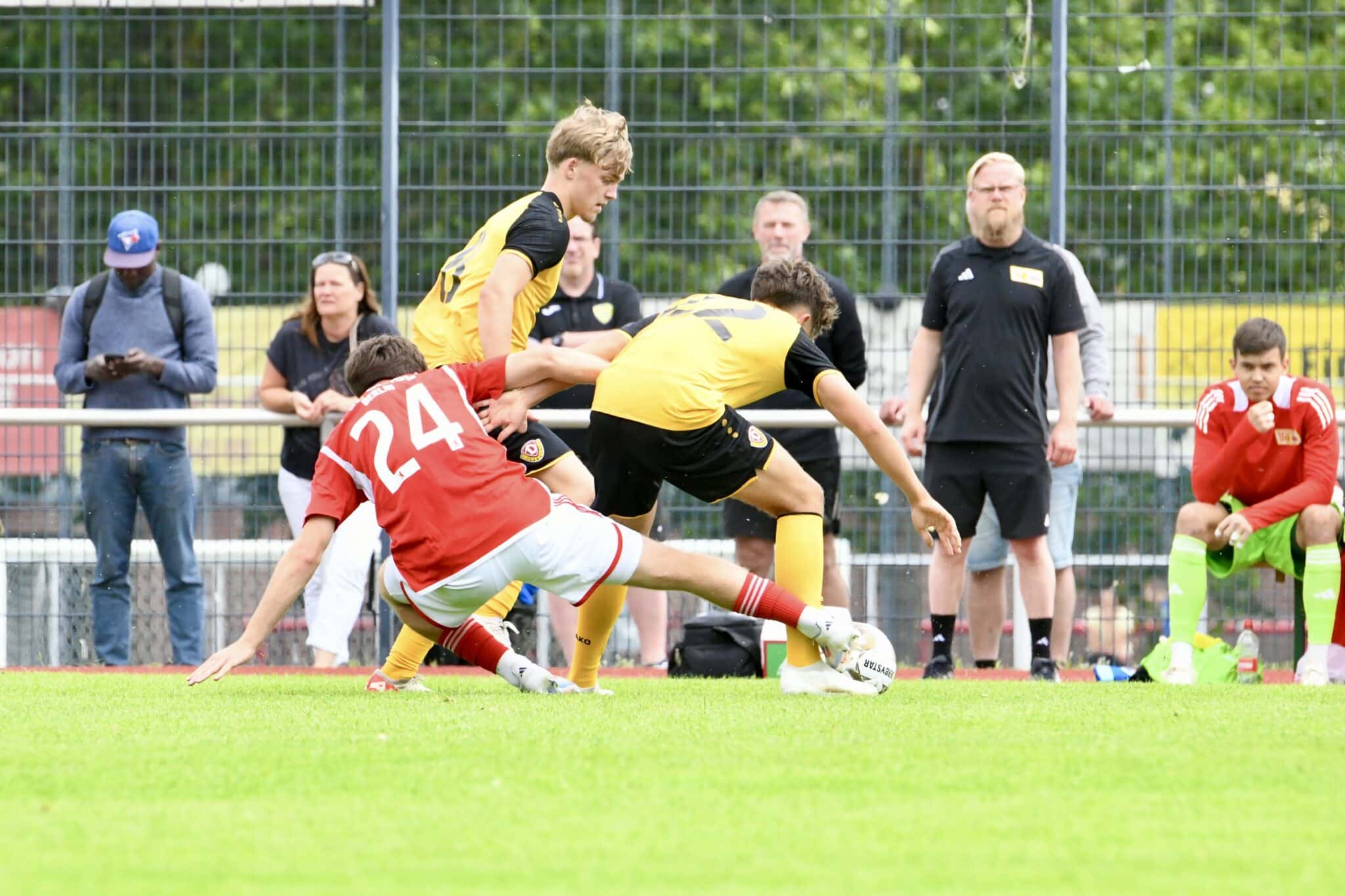 FSV gewinnt 2. Turmpokal 21 FSV gewinnt 2. Turmpokal 21