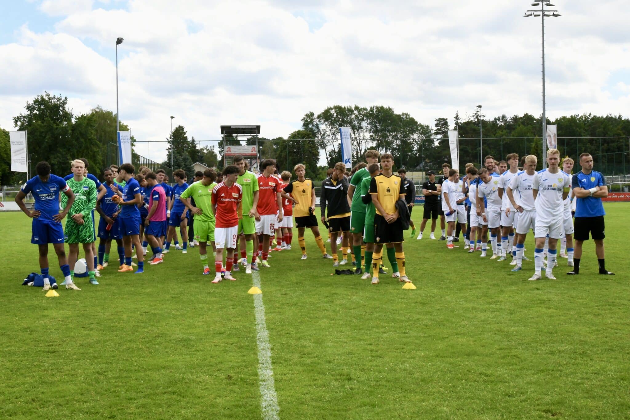 FSV gewinnt 2. Turmpokal 3 FSV gewinnt 2. Turmpokal 3