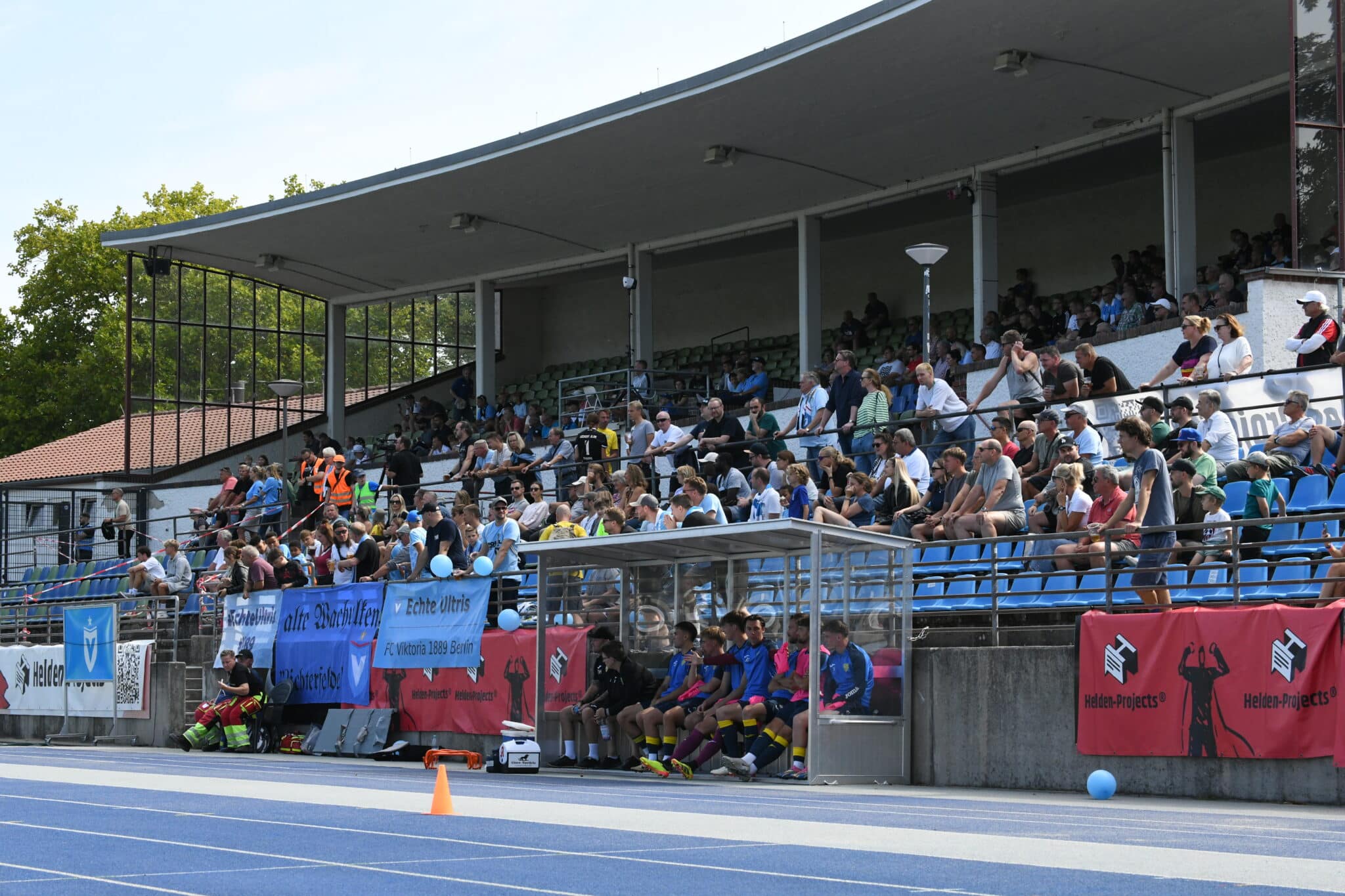 Furioser Beginn, rote Karten und bitteres Ende für den FSV  11