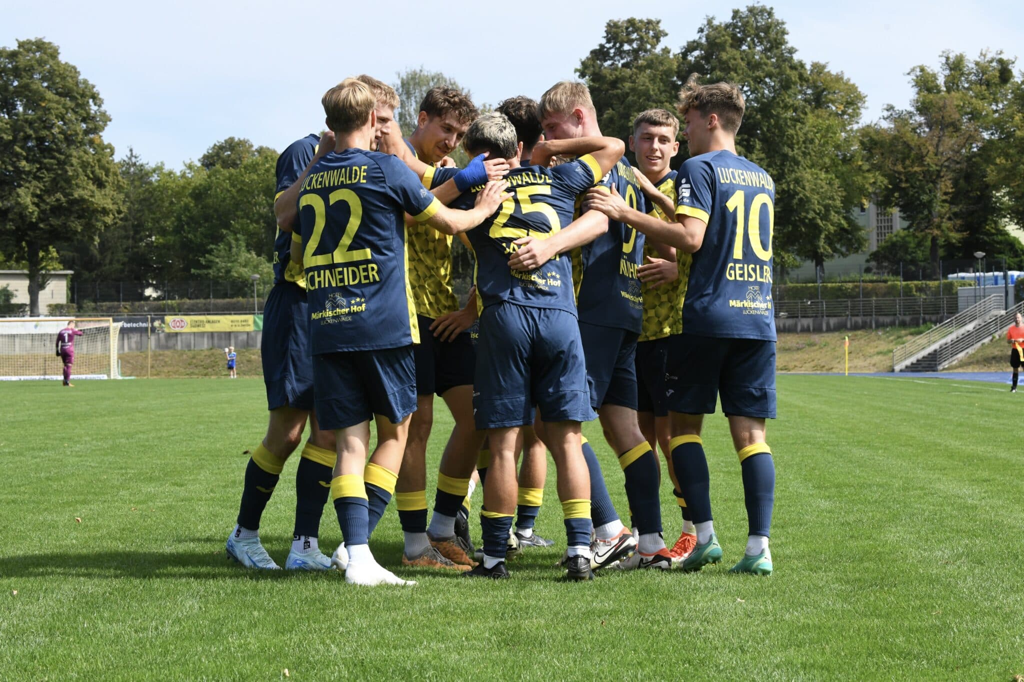 Furioser Beginn, rote Karten und bitteres Ende für den FSV  5