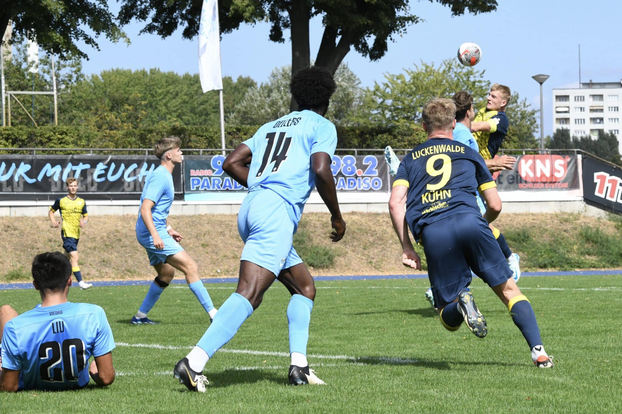 Furioser Beginn, rote Karten und bitteres Ende für den FSV  24