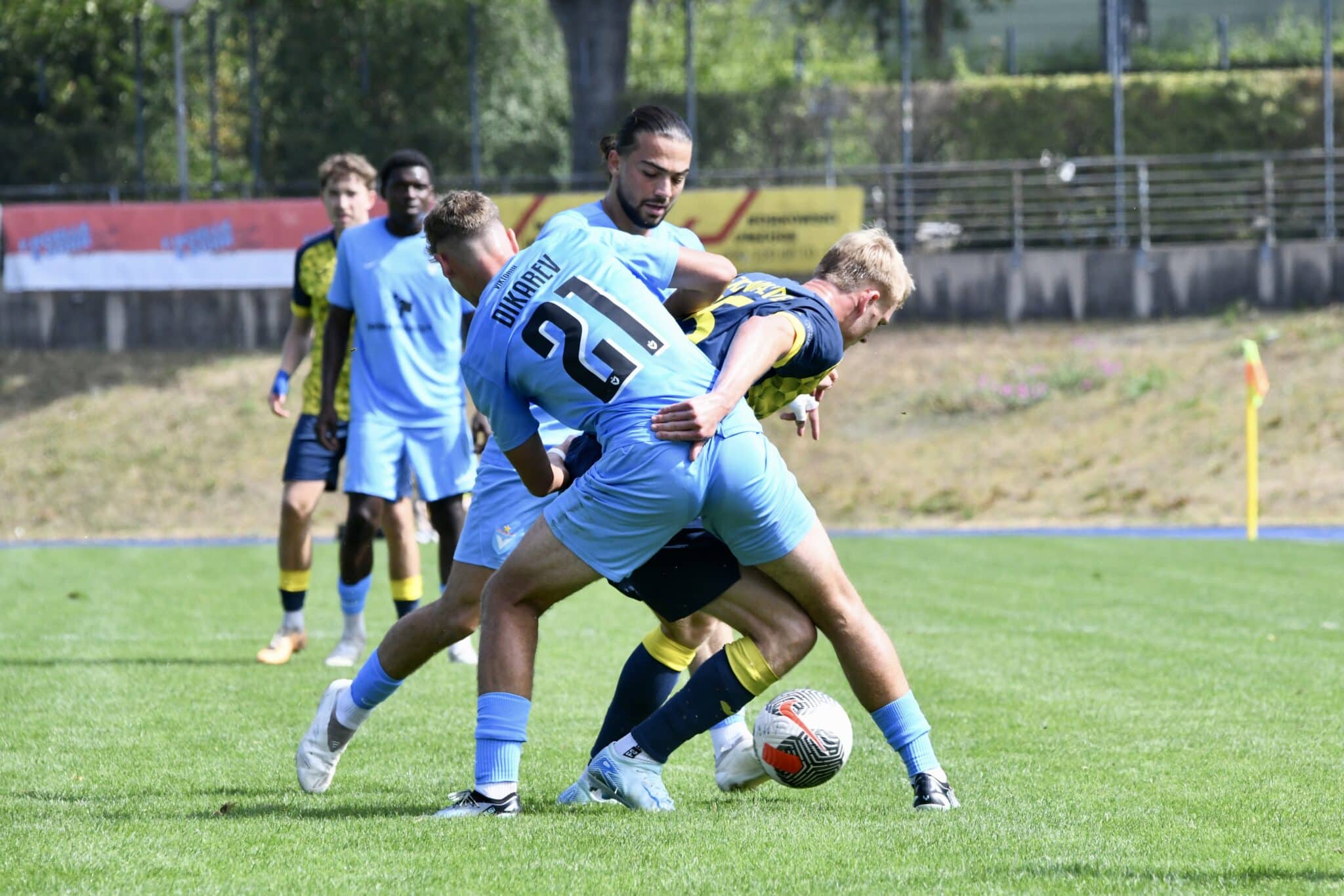 Furioser Beginn, rote Karten und bitteres Ende für den FSV  26