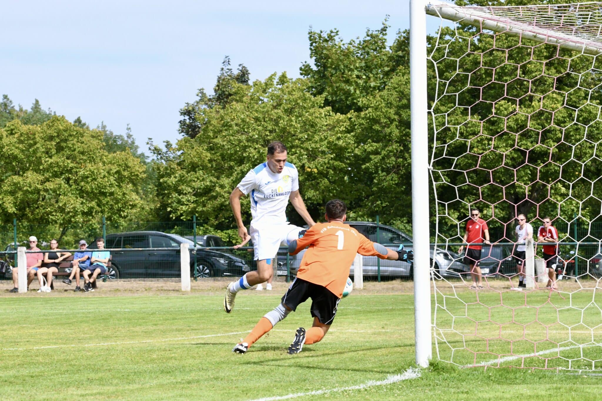 Problem - und glanzlos in Pokalrunde 2 7