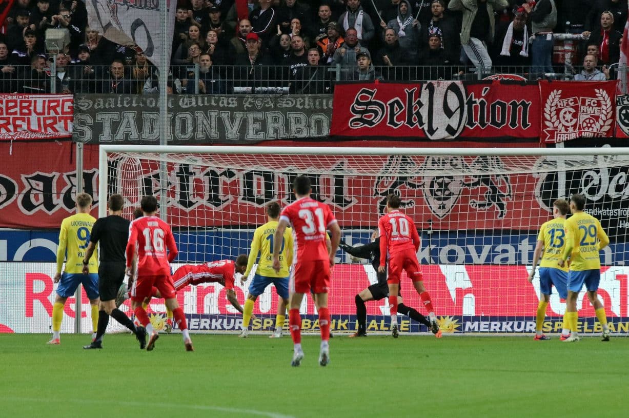 So darf man trotz klarer Außenseiterrolle nicht auftreten 1