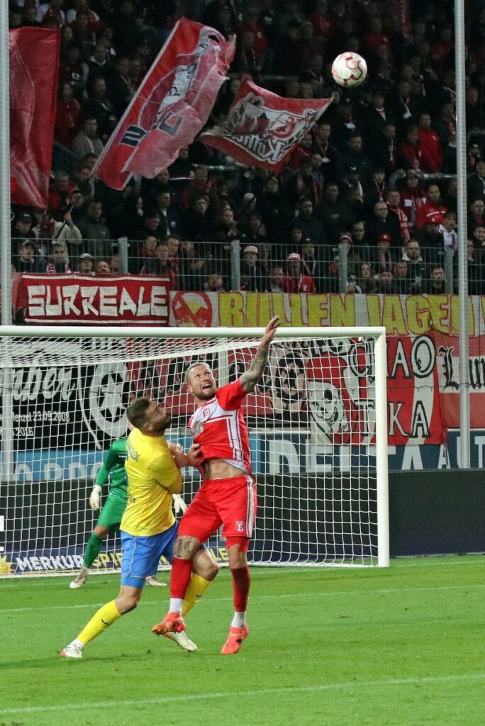 So darf man trotz klarer Außenseiterrolle nicht auftreten 27