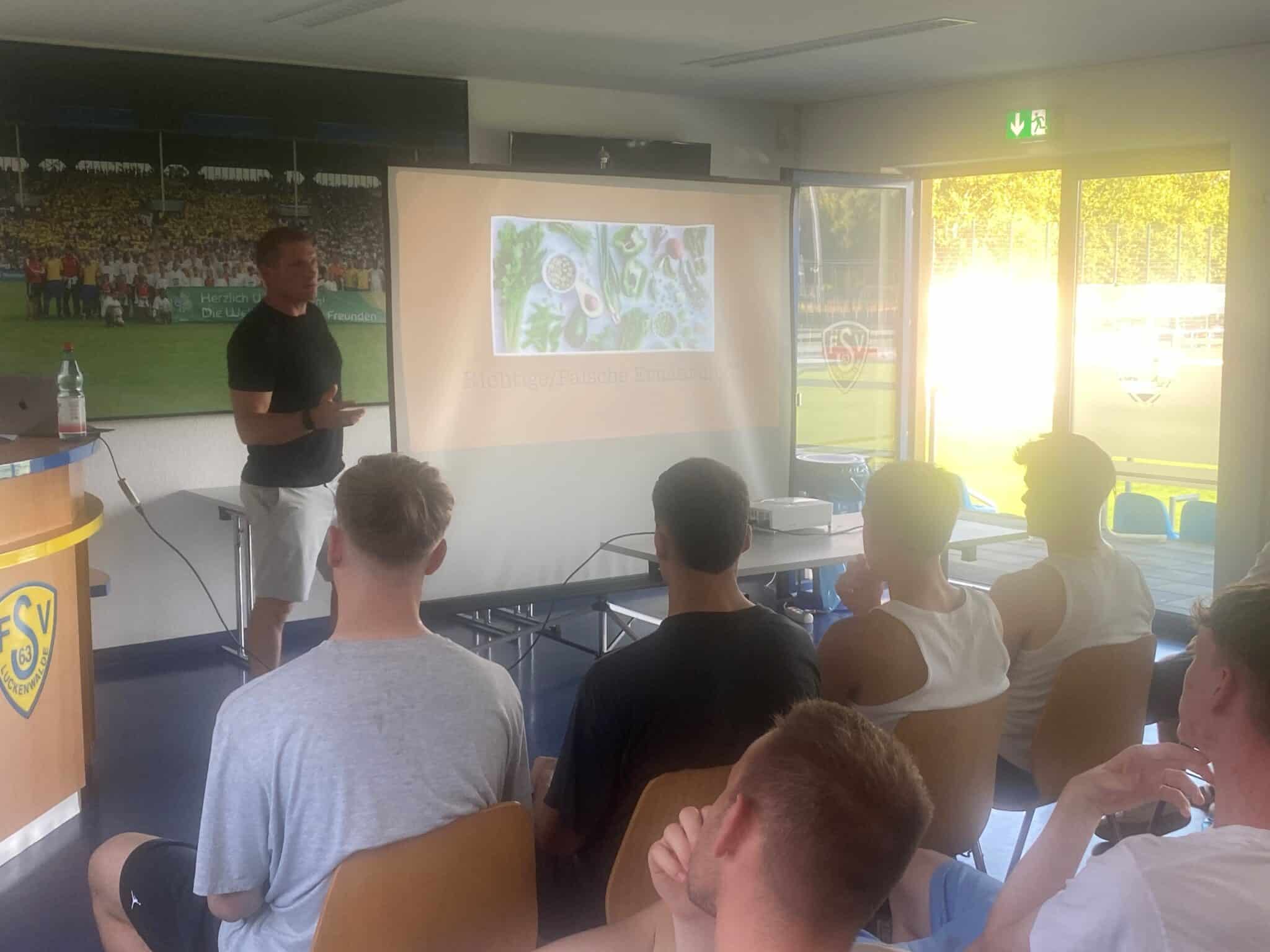 Schulung Ernährung im Fussball 5