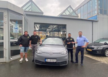 Co-Trainer Lukas Müller dank Autohaus Luckenwalde nachhaltig mobil 2