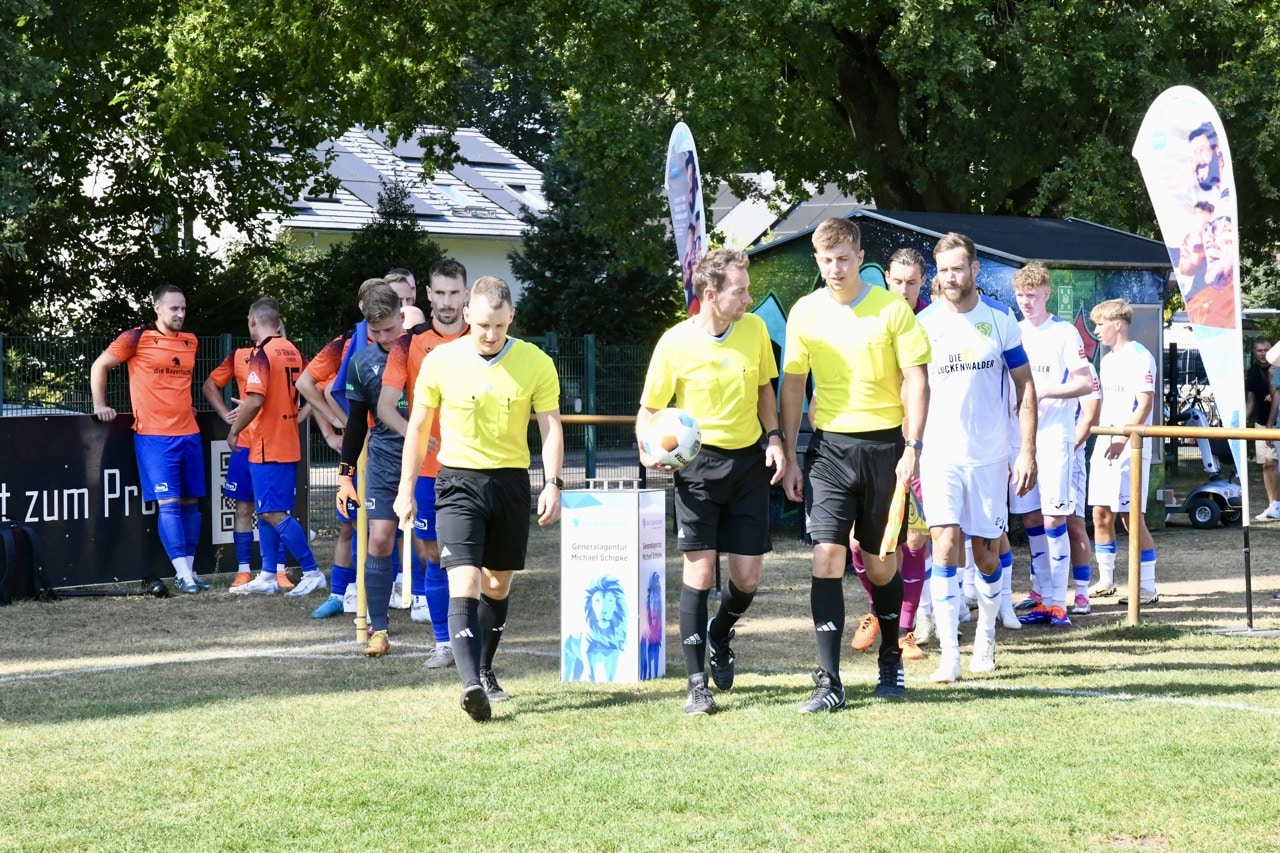 Nicht unbedingt überragend aber doch souverän ins Achtelfinale 1