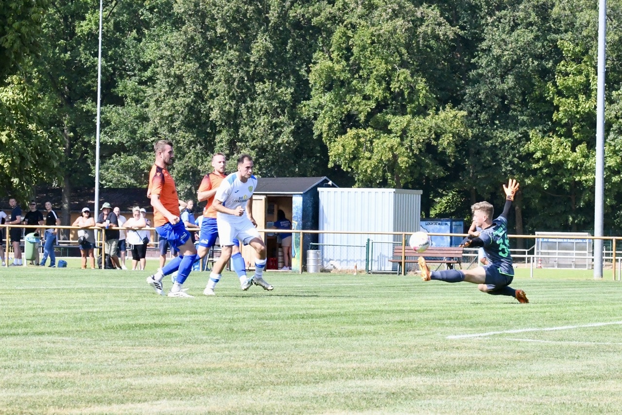 Nicht unbedingt überragend aber doch souverän ins Achtelfinale 20