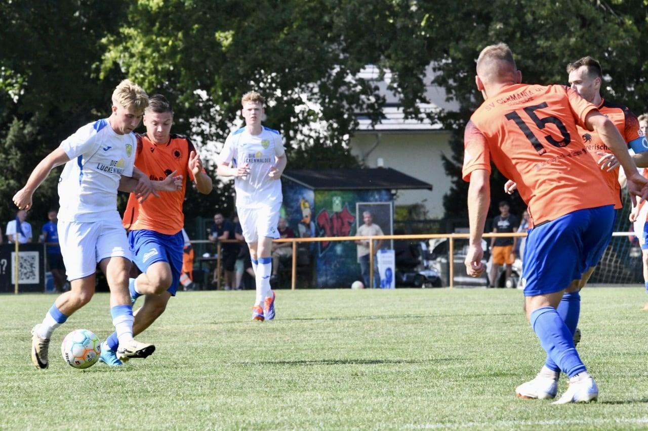 Nicht unbedingt überragend aber doch souverän ins Achtelfinale 27