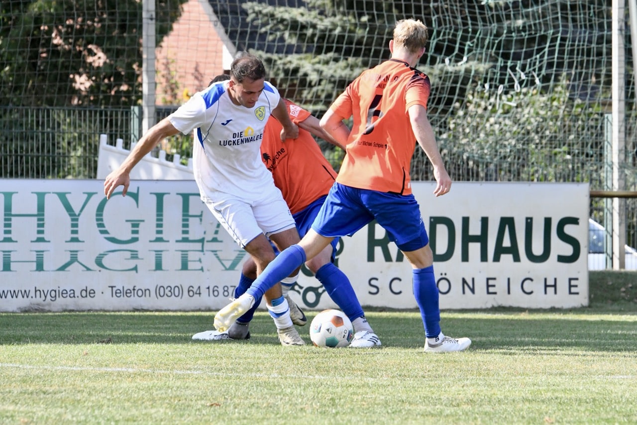 Nicht unbedingt überragend aber doch souverän ins Achtelfinale 52