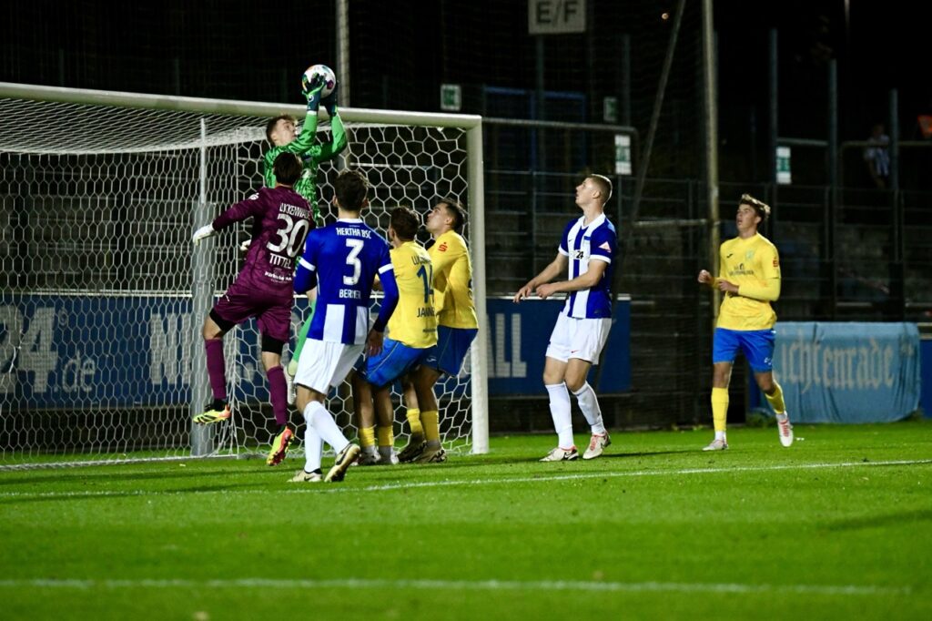 Schwung aus dem ersten Saisonsieg reichte nicht über 90 Minuten 40