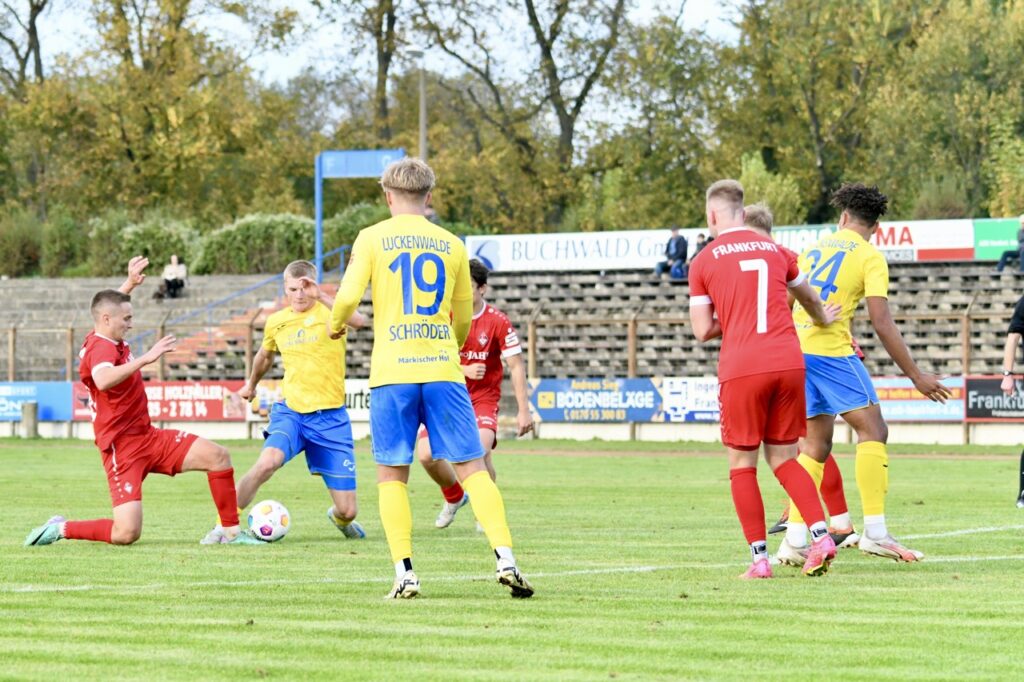Der erhofft souveräne Auftritt beim Brandenburgliga-Zweiten 35