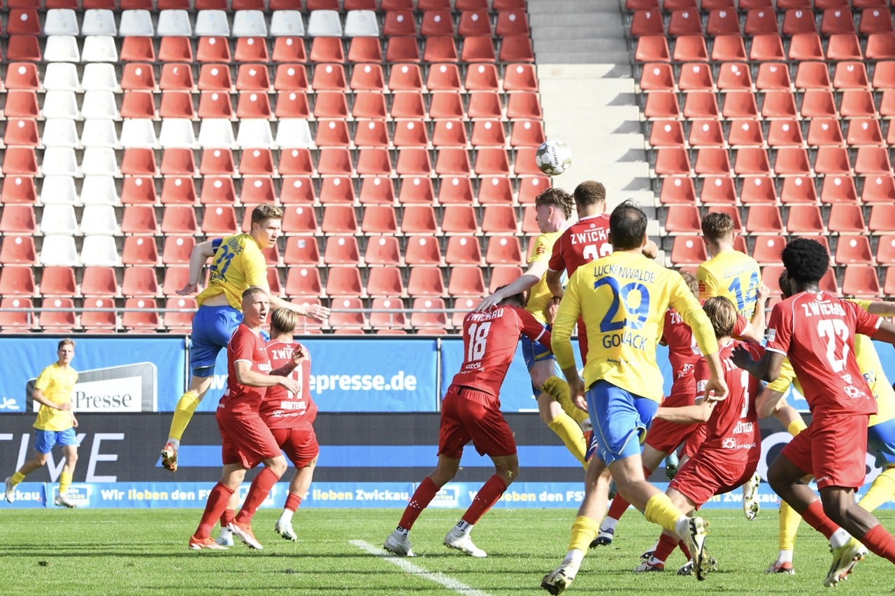 Kein Lohn bei weiter Anreise nach Zwickau 24