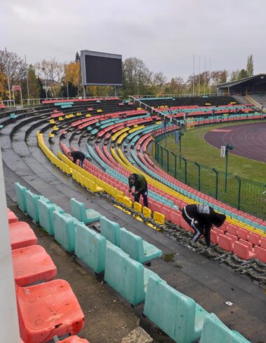 Sitzschalen dank Firma Iwanski nun in Luckenwalde 4