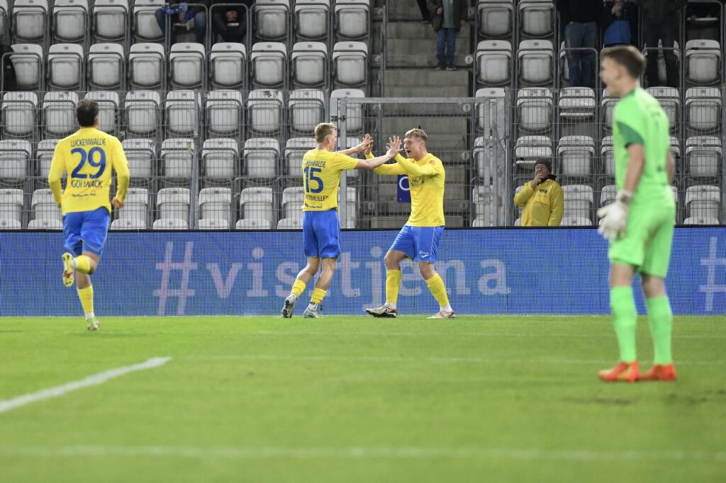 Am ersten Sieg im Paradies dicht vorbeigeschrammt 25 Am ersten Sieg im Paradies dicht vorbeigeschrammt 25