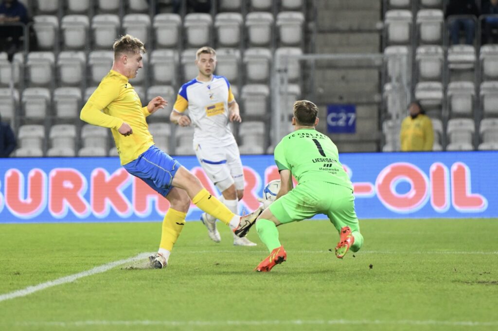 Am ersten Sieg im Paradies dicht vorbeigeschrammt 29 Am ersten Sieg im Paradies dicht vorbeigeschrammt 29