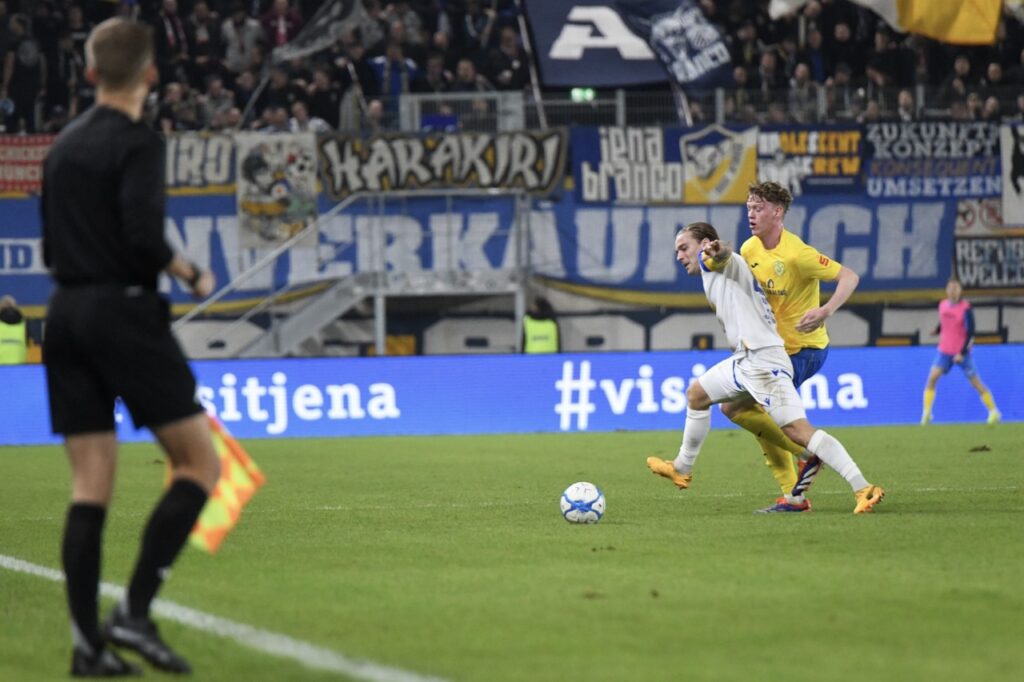 Am ersten Sieg im Paradies dicht vorbeigeschrammt 31 Am ersten Sieg im Paradies dicht vorbeigeschrammt 31