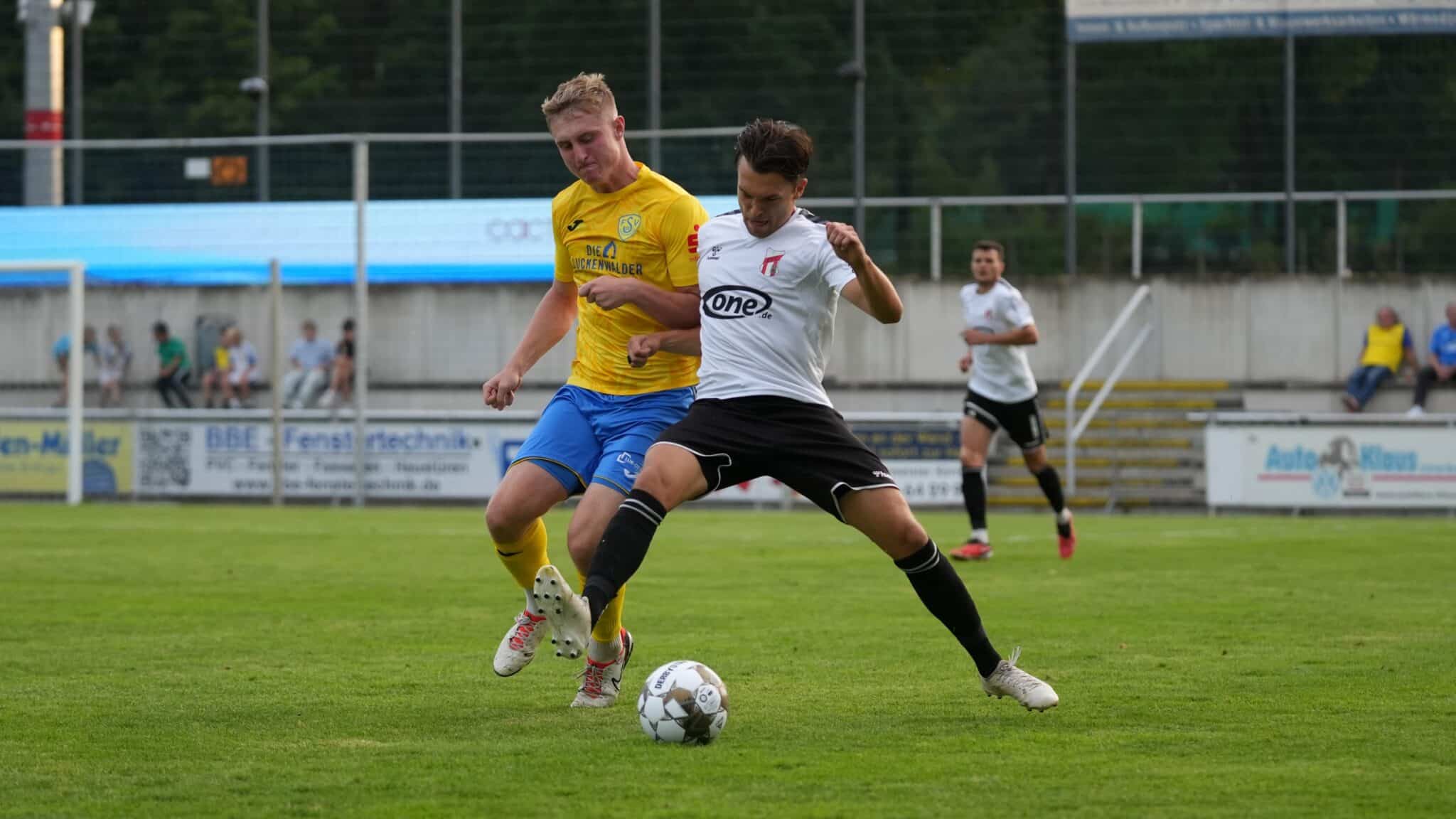 Stürmer Philipp Kühn wird 22 4 Stürmer Philipp Kühn wird 22 4