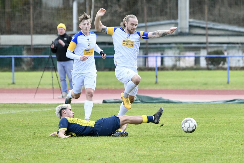 Testspiel gegen Jena 16