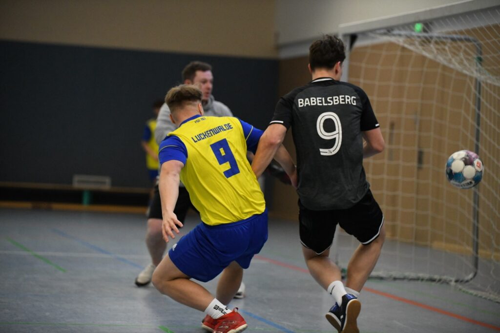 Titelverteidigung beim 2. Luckenwalder Pelikan Hallenmasters 36