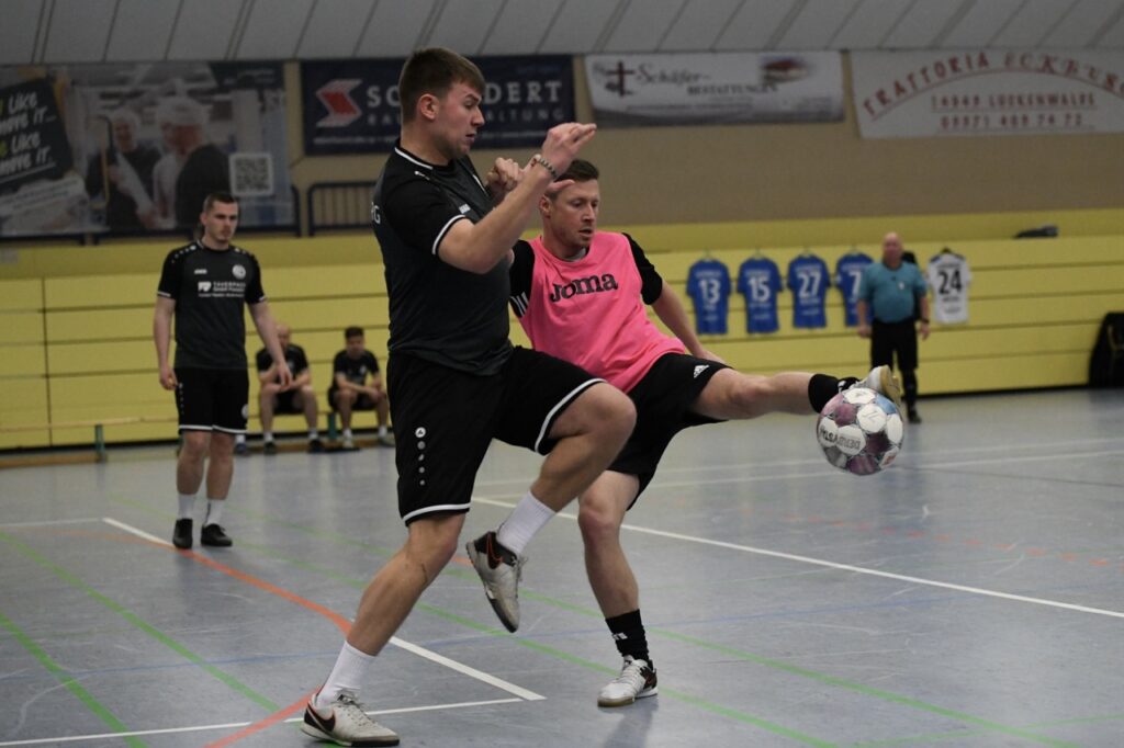 Titelverteidigung beim 2. Luckenwalder Pelikan Hallenmasters 49