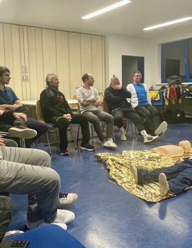 DLRG führt Erste Hilfe Kurs für Trainer durch 21