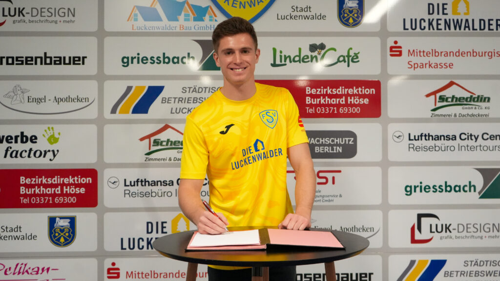 Wir verpflichten John Gruber 1