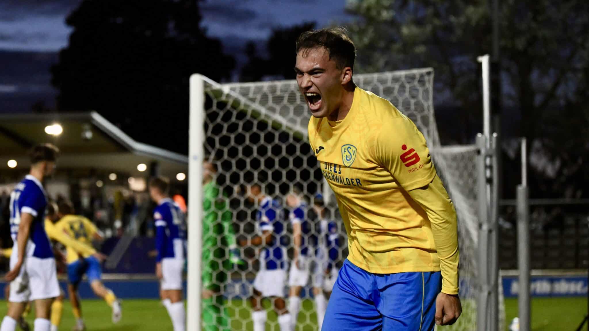 Simon Gollnack wird 23 4 Simon Gollnack wird 23 4