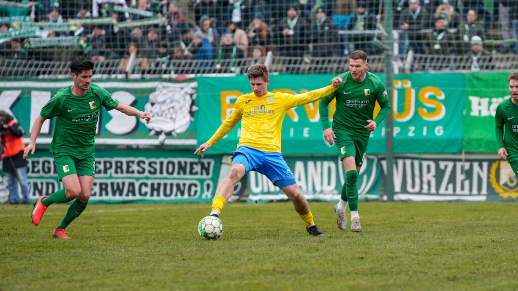 Gelungener FSV-Auftakt nach der Winterpause 36 Gelungener FSV-Auftakt nach der Winterpause 36