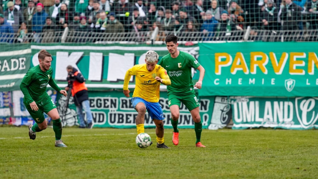 Gelungener FSV-Auftakt nach der Winterpause 43 Gelungener FSV-Auftakt nach der Winterpause 43