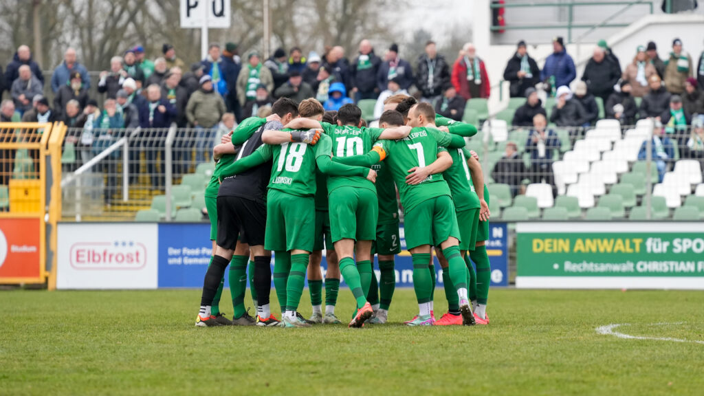 Gelungener FSV-Auftakt nach der Winterpause 10 Gelungener FSV-Auftakt nach der Winterpause 10
