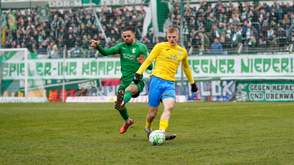 Gelungener FSV-Auftakt nach der Winterpause 17 Gelungener FSV-Auftakt nach der Winterpause 17