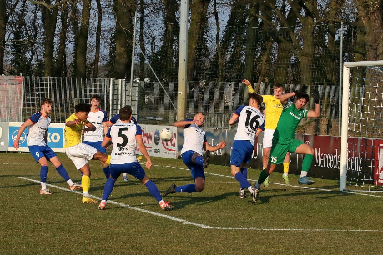 Eine der bittersten Niederlagen in der jüngsten FSV-Geschichte 18