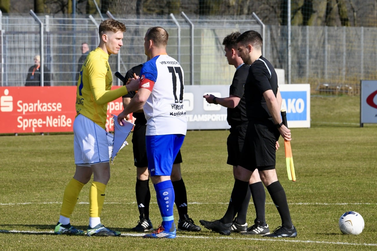Eine der bittersten Niederlagen in der jüngsten FSV-Geschichte 25