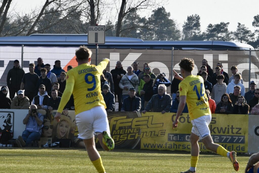 Eine der bittersten Niederlagen in der jüngsten FSV-Geschichte 12