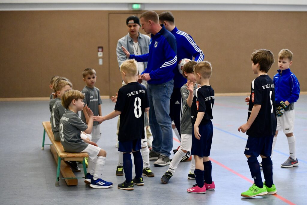 Ludwigsfelder FC siegt beim RS Fliesen-Design-Cup 3