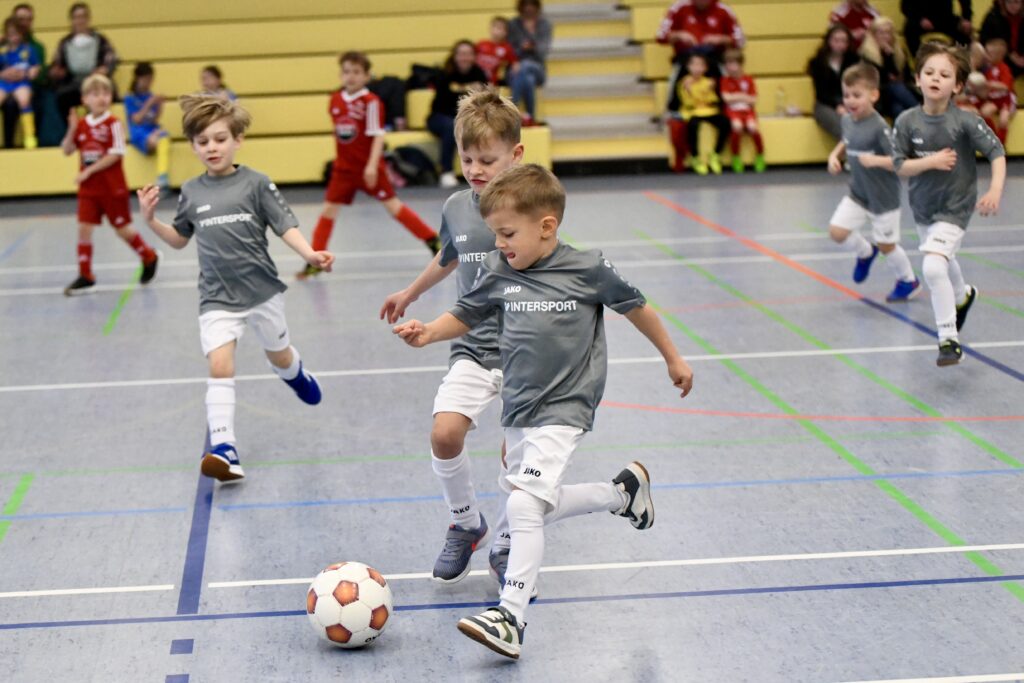 Ludwigsfelder FC siegt beim RS Fliesen-Design-Cup 38