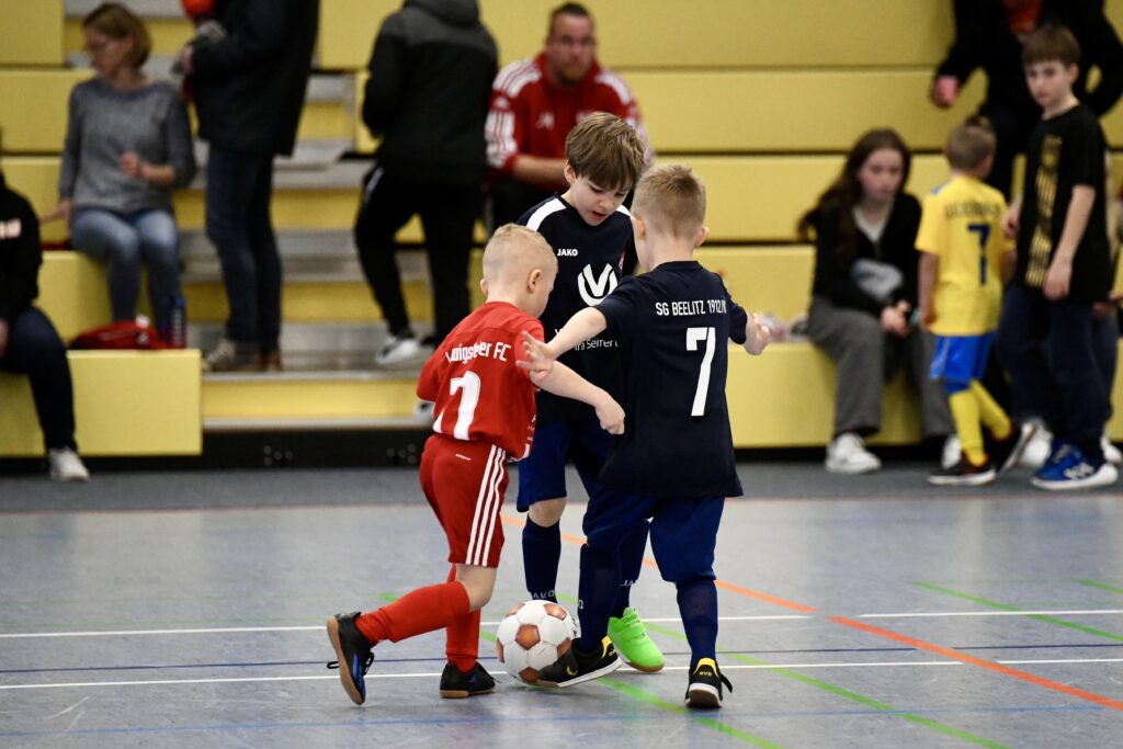 Ludwigsfelder FC siegt beim RS Fliesen-Design-Cup 42