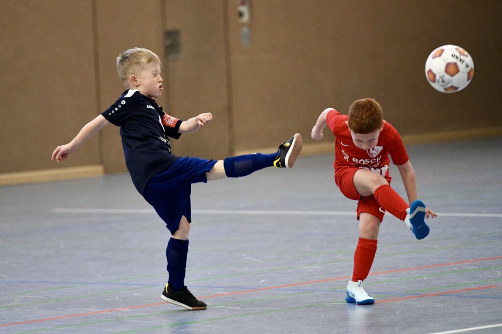 Ludwigsfelder FC siegt beim RS Fliesen-Design-Cup 44