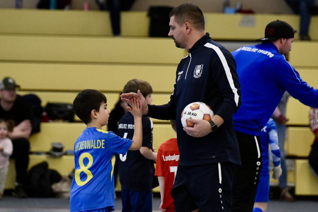 Ludwigsfelder FC siegt beim RS Fliesen-Design-Cup 6