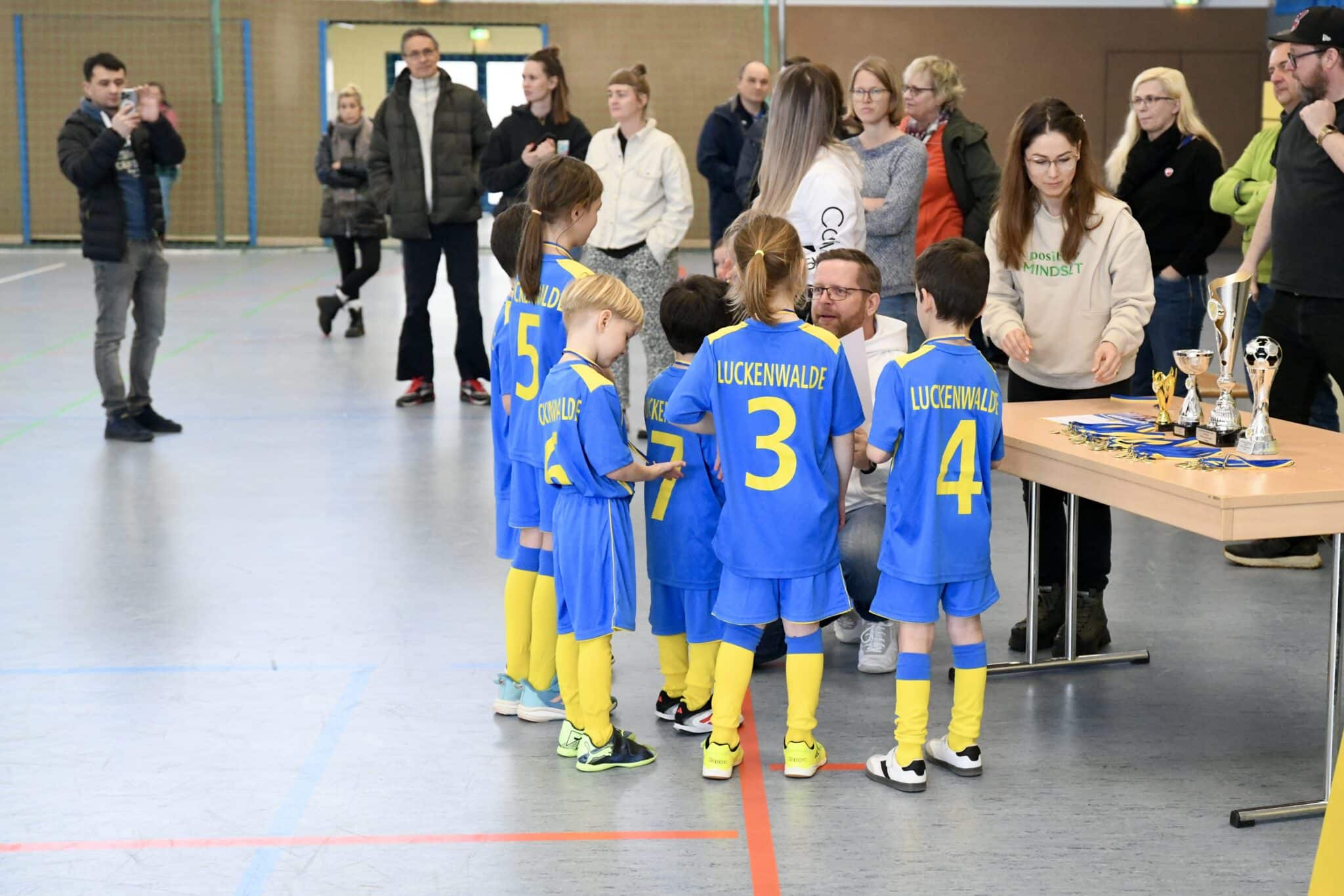 Ludwigsfelder FC siegt beim RS Fliesen-Design-Cup 12
