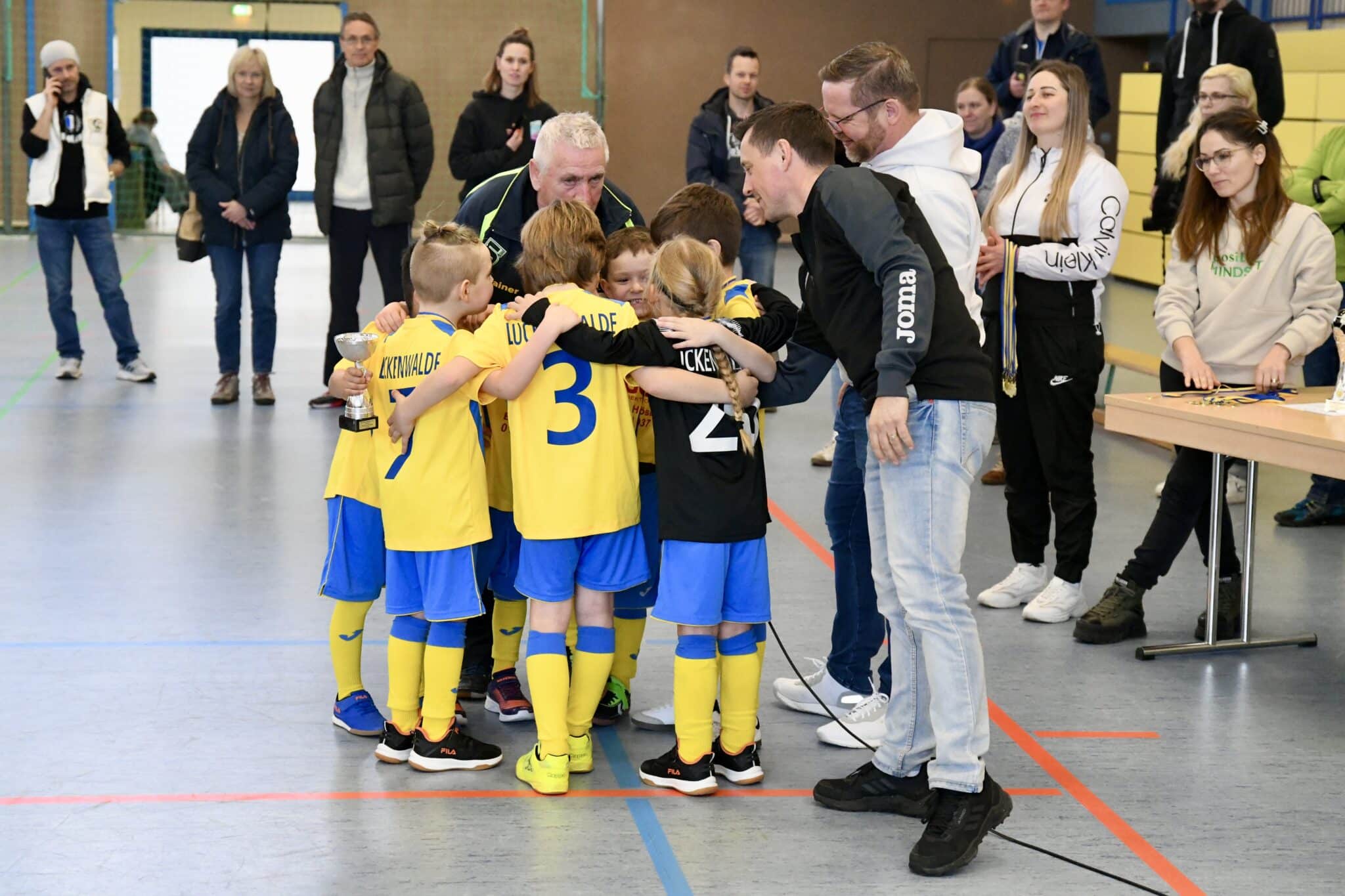Ludwigsfelder FC siegt beim RS Fliesen-Design-Cup 14