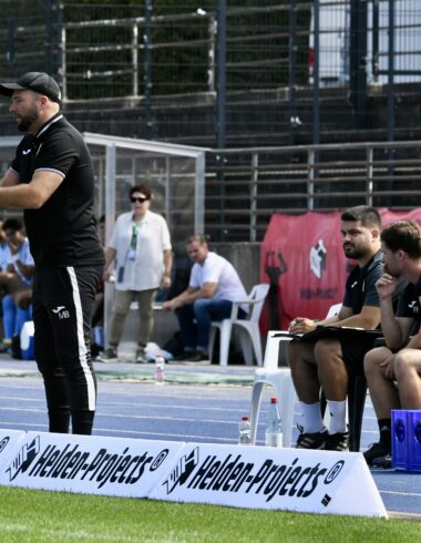 Kontinuität und eine Veränderung im Trainerteam 27